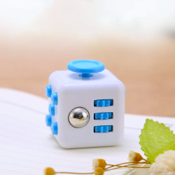 Fidget Cube White/Blue Fidget Cube White/Blue